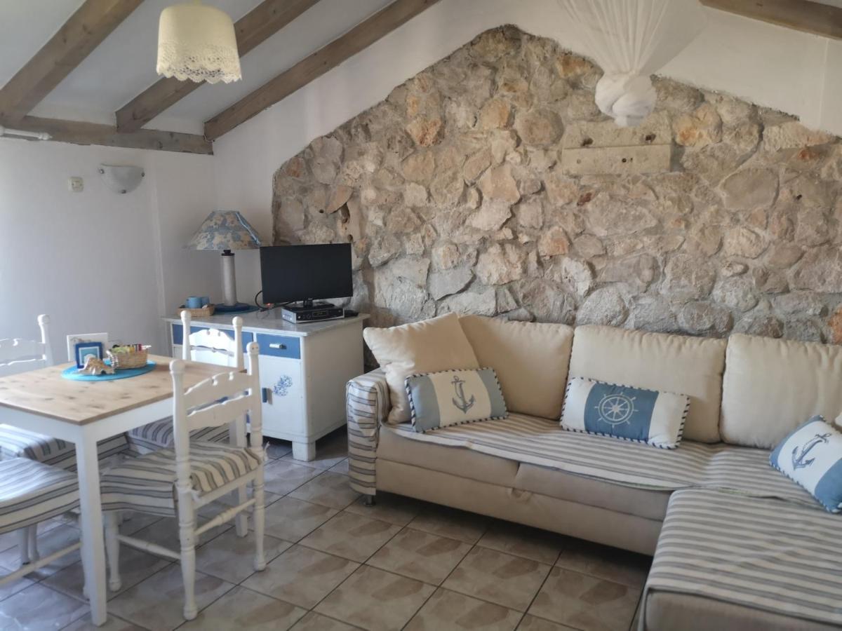 Charming Dalmatian Apartment With Panoramic View Tkon Bagian luar foto