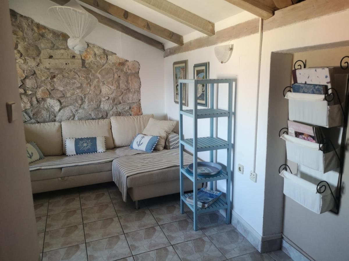 Charming Dalmatian Apartment With Panoramic View Tkon Bagian luar foto